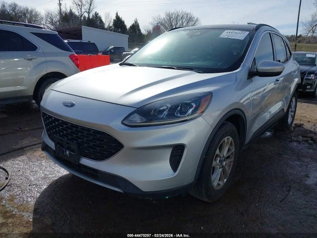 2020 FORD ESCAPE SE 2