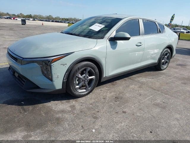 2025 KIA K4 LXS 2