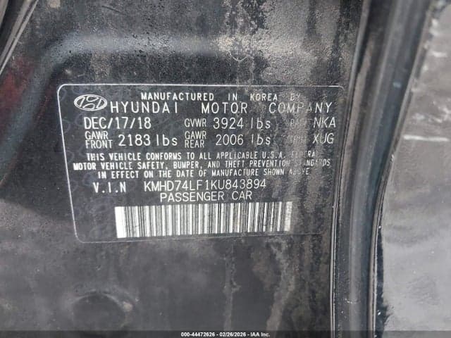 2019 HYUNDAI ELANTRA SE 9