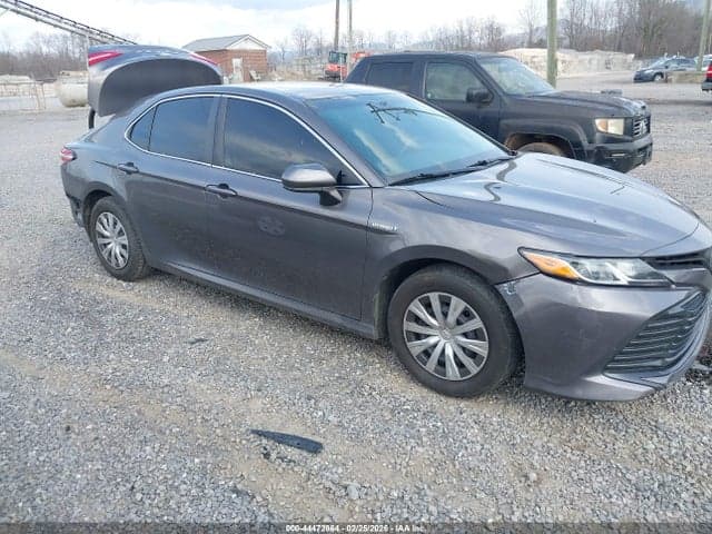2018 TOYOTA CAMRY HYBRID LE