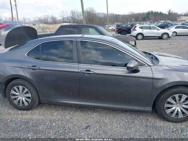 2018 TOYOTA CAMRY HYBRID LE 13