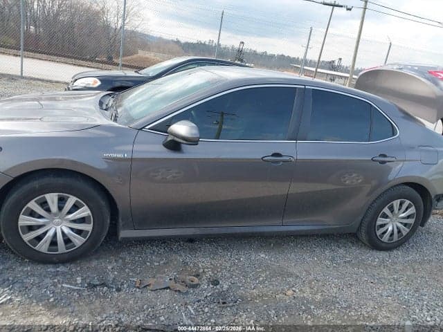 2018 TOYOTA CAMRY HYBRID LE 14
