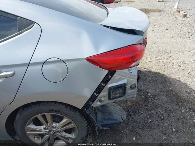 2017 HYUNDAI ELANTRA SE 19