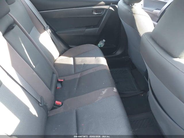 2018 TOYOTA COROLLA LE 8
