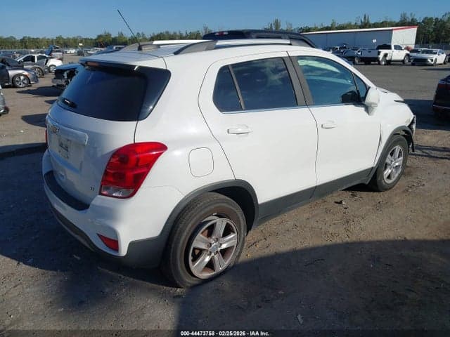 2019 CHEVROLET TRAX LT 4