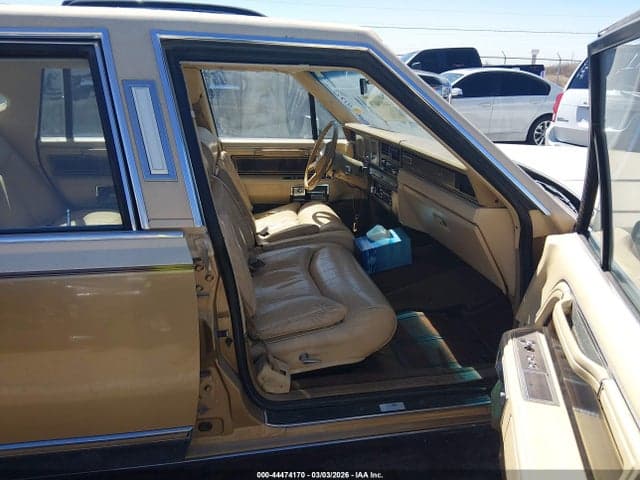 1982 LINCOLN MARK VI 5