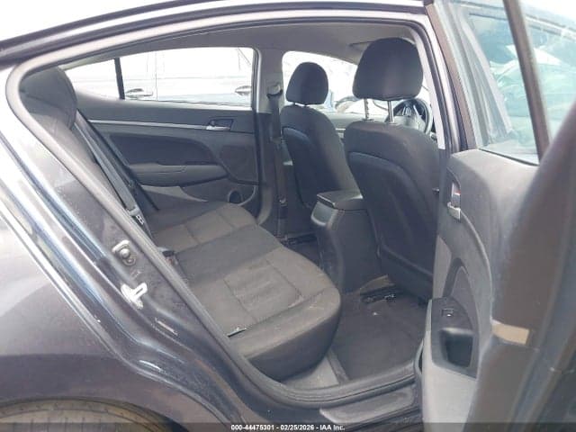 2020 HYUNDAI ELANTRA SEL 8