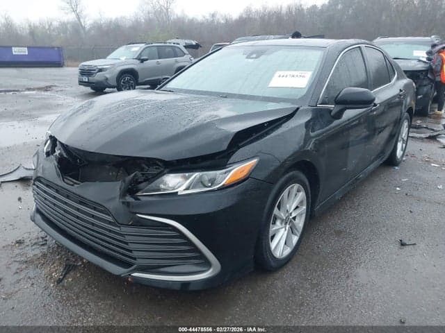 2022 TOYOTA CAMRY LE 2