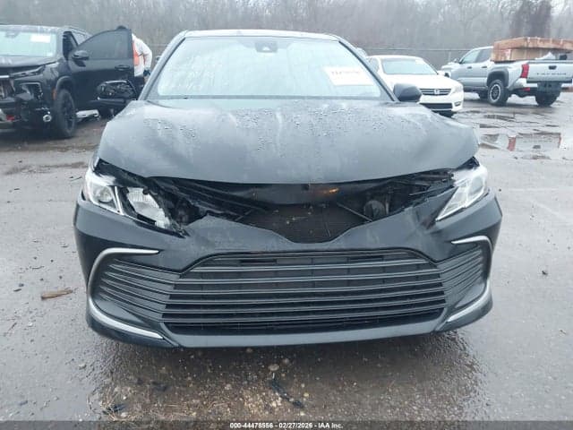 2022 TOYOTA CAMRY LE 13