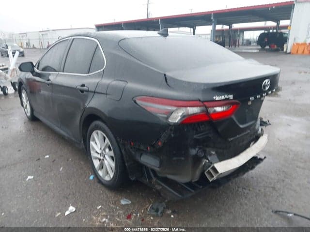 2022 TOYOTA CAMRY LE 3