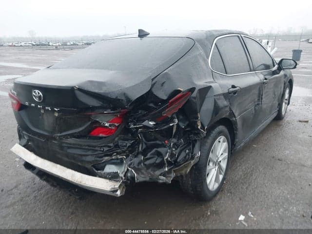 2022 TOYOTA CAMRY LE 4