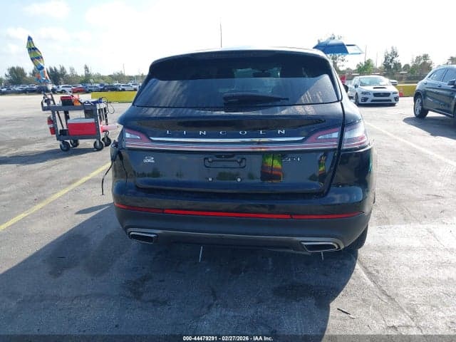 2019 LINCOLN NAUTILUS RESERVE 16