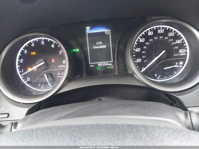 2022 TOYOTA CAMRY SE 7