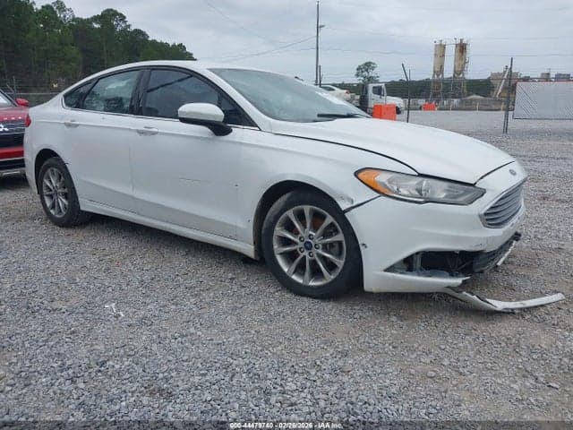 2017 FORD FUSION SE 1