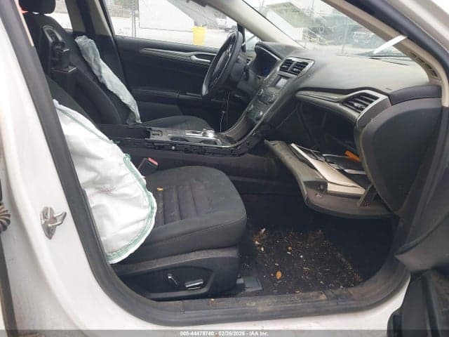 2017 FORD FUSION SE 5