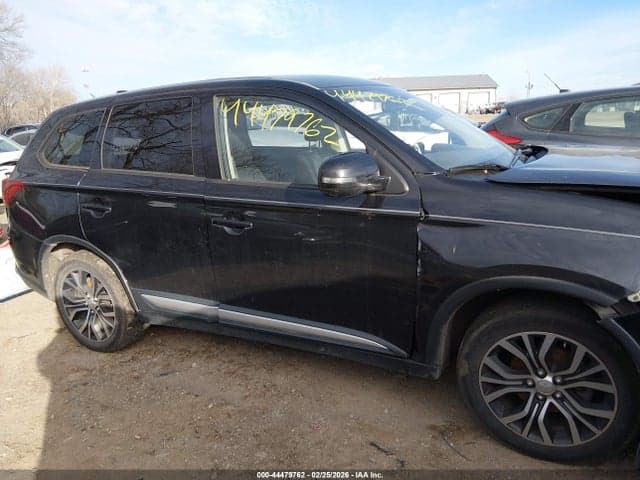 2017 MITSUBISHI OUTLANDER SE 13