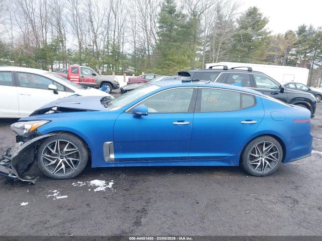 2018 KIA STINGER 15