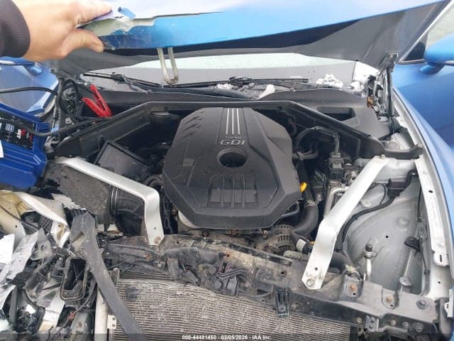 2018 KIA STINGER 10