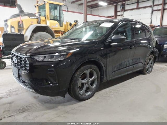 2023 FORD ESCAPE ST-LINE 2