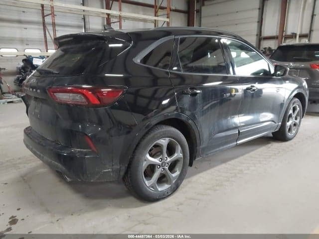 2023 FORD ESCAPE ST-LINE 4