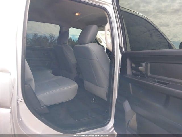 2017 RAM 2500 TRADESMAN 4X4 6'4 BOX 8