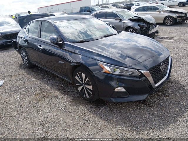 2022 NISSAN ALTIMA SV FWD - 1