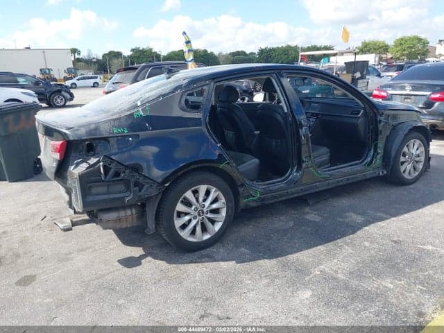 2018 KIA OPTIMA S 4