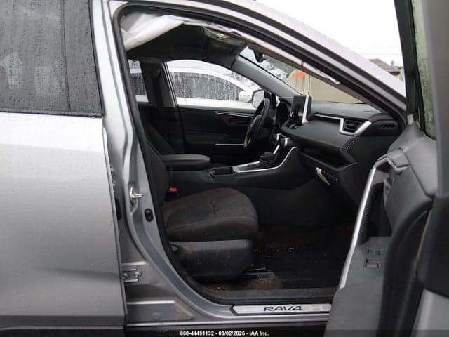 2025 TOYOTA RAV4 HYBRID LE 5