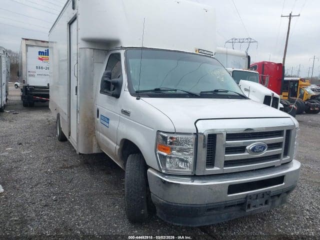 2021 FORD E-450 CUTAWAY 1