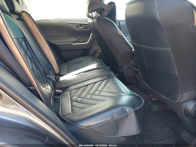 2021 TOYOTA RAV4 LE 8