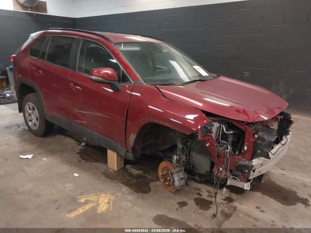 2021 TOYOTA RAV4 LE 1