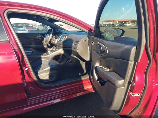 2016 CHRYSLER 200 S 5