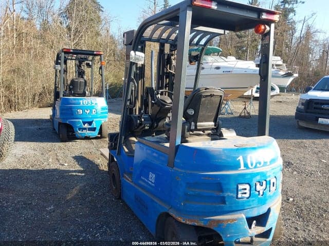 2022 BYD ECB25 FORKLIFT 3