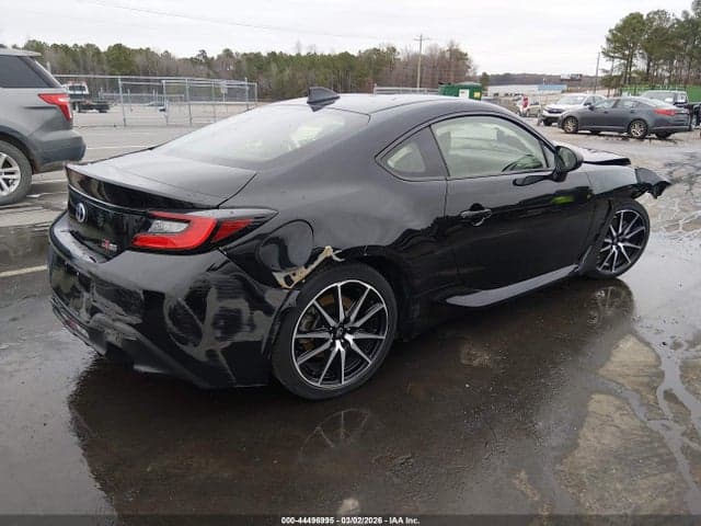 2023 TOYOTA GR86 4