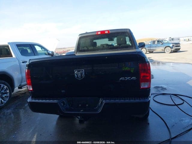 2018 RAM 1500 EXPRESS 4X4 6'4 BOX 16