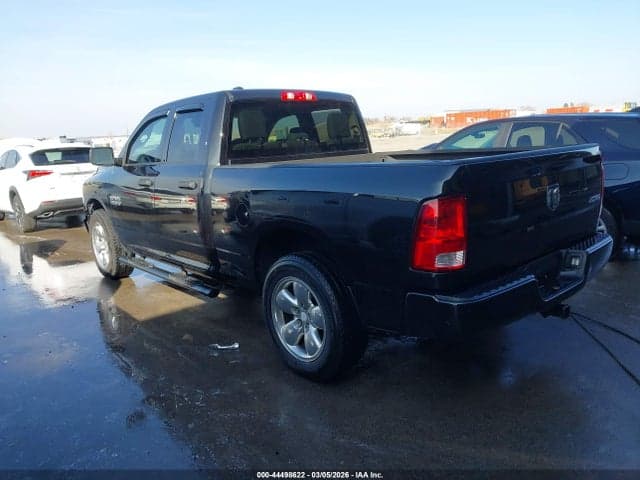 2018 RAM 1500 EXPRESS 4X4 6'4 BOX 3