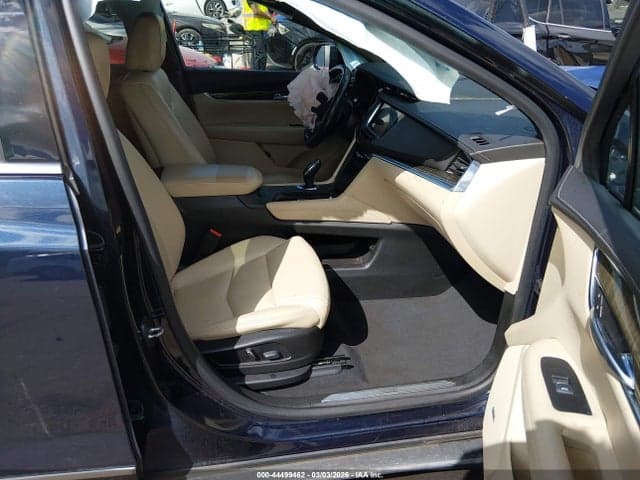 2017 CADILLAC XT5 STANDARD 5