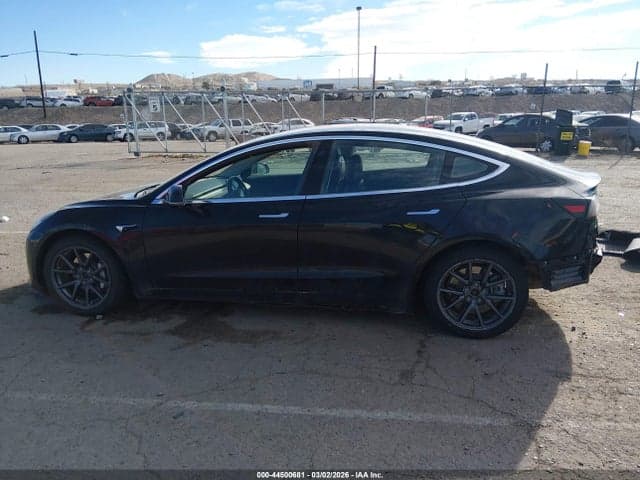 2018 TESLA MODEL 3 LONG RANGE/PERFORMANCE 14