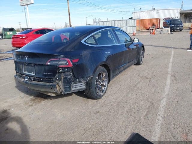 2018 TESLA MODEL 3 LONG RANGE/PERFORMANCE 4