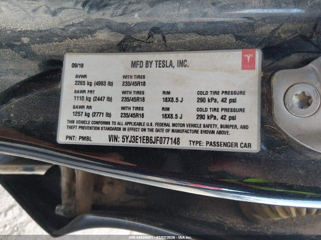 2018 TESLA MODEL 3 LONG RANGE/PERFORMANCE 9