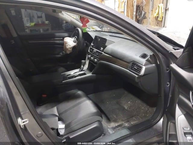 2020 HONDA ACCORD EX 5