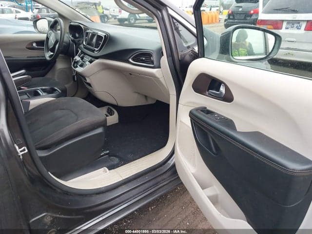 2018 CHRYSLER PACIFICA TOURING PLUS 5