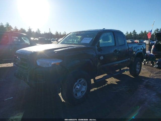 2022 TOYOTA TACOMA SR 2