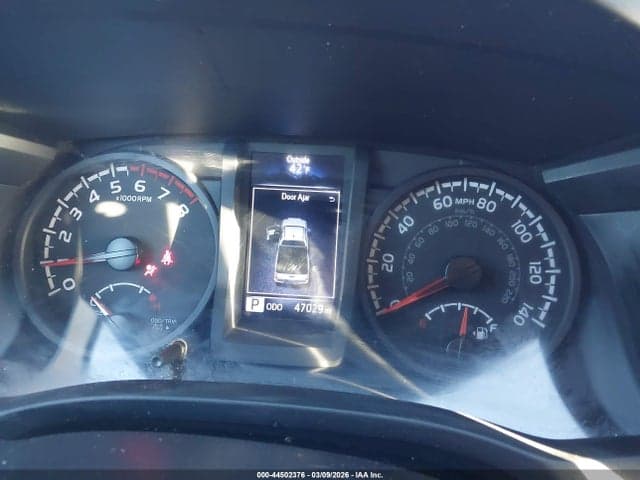 2022 TOYOTA TACOMA SR 7