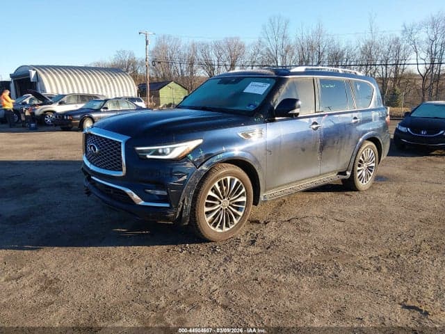 2019 INFINITI QX80 LUXE 2