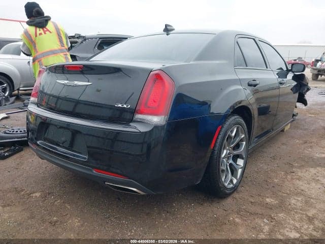 2018 CHRYSLER 300 TOURING 4