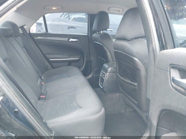 2018 CHRYSLER 300 TOURING 8