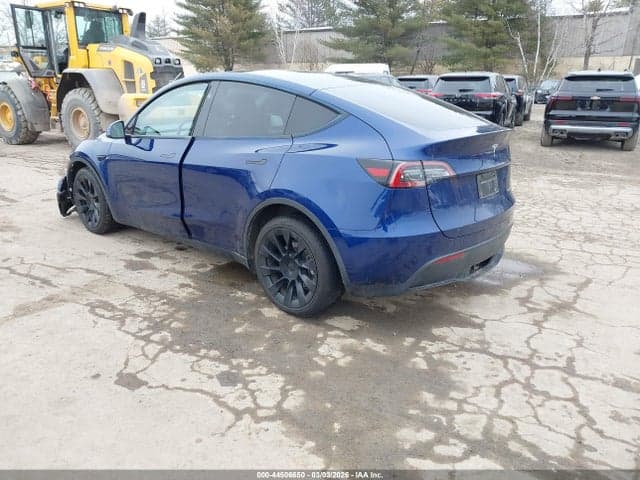 2024 TESLA MODEL Y LONG RANGE DUAL MOTOR ALL-WHEEL DRIVE 3