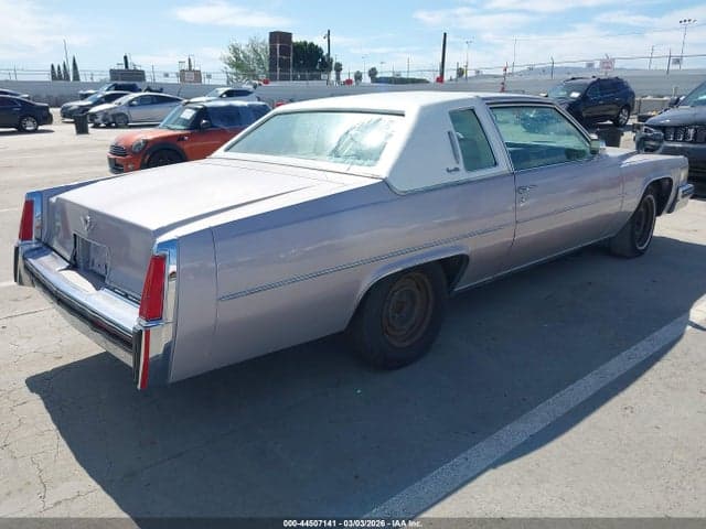 1977 CADILLAC DEVILLE 4