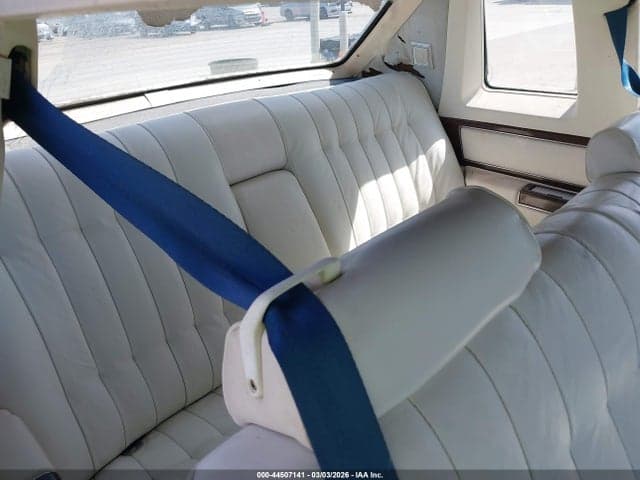 1977 CADILLAC DEVILLE 8
